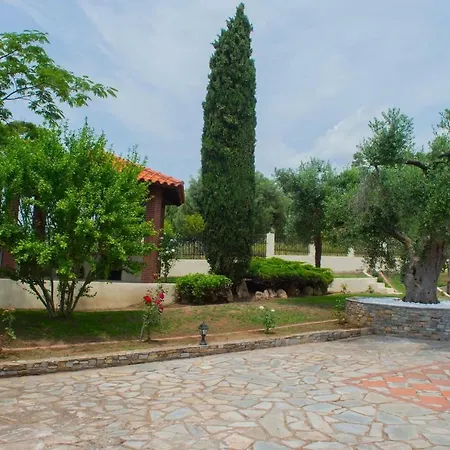 Anna Villa
